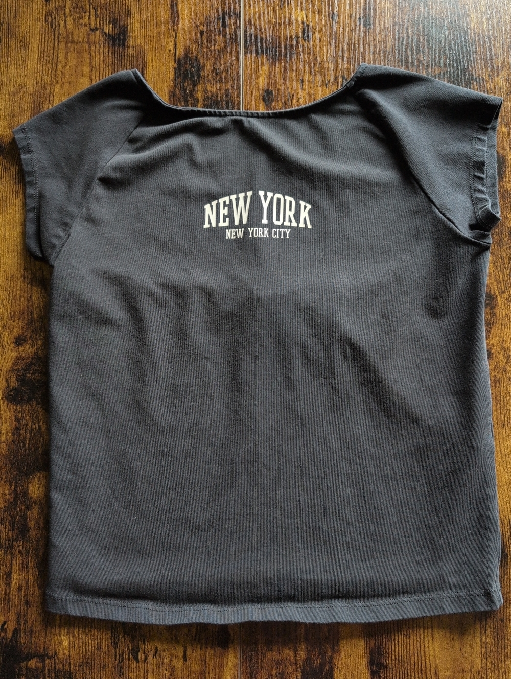 Forever 21 New York Crop Top | Black NYC Graphic Tee | Women’s Large